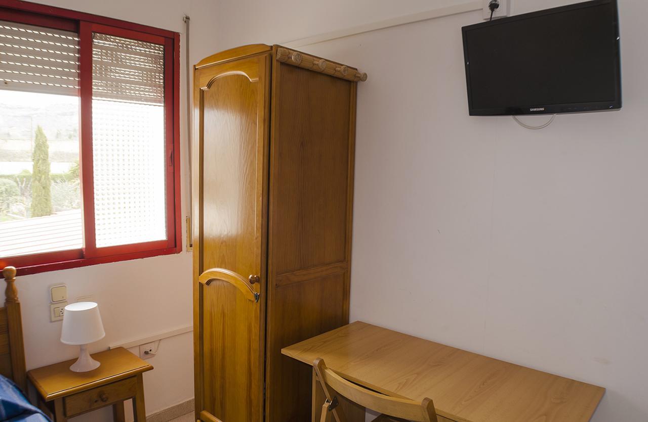 Hostal Los Calatravos Alcaniz Exterior photo