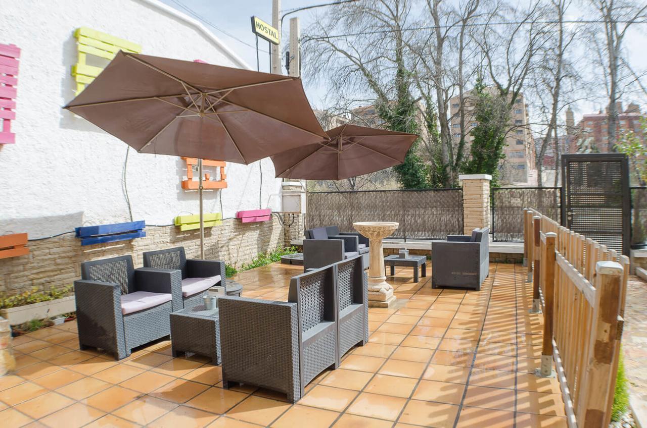 Hostal Los Calatravos Alcaniz Exterior photo